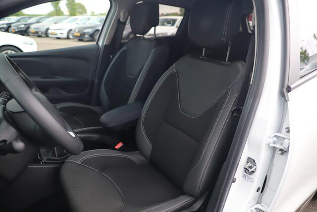 Renault CLIO Estate 0.9 TCe Zen Navigatie Airco Cruise Control Bluetooth DAB Parkeersensor