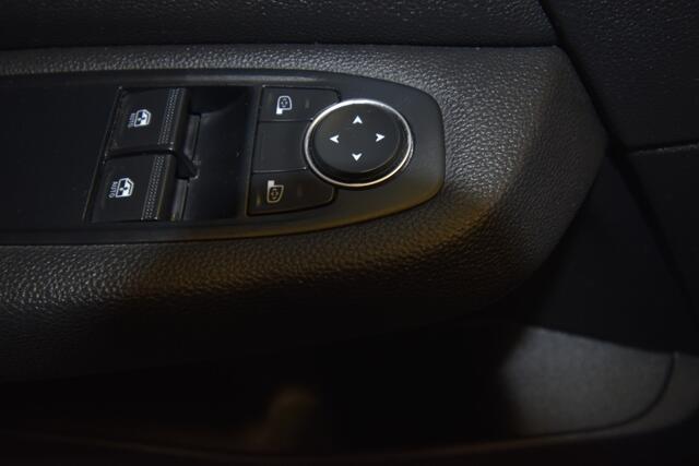 Renault CLIO 1.0 TCe Zen , CR CONTR , NAVI , AIRCO , LED KOPL , PDC A ,