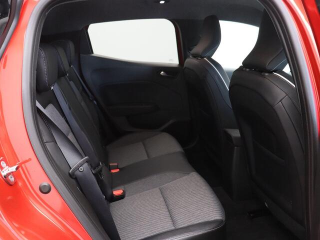 Renault CLIO E-Tech Hybrid 145pk Techno | trekhaak | Achteruitrijcamera | Navigatie | Apple Carplay/Android Auto |