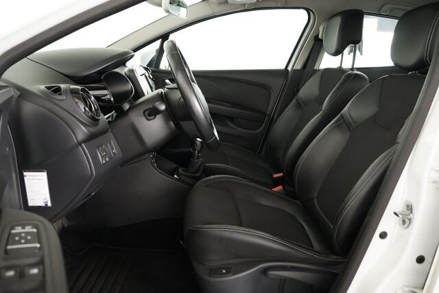 Renault CLIO 1.2 TCe Intens / Navi / Cruise / LED / Half Leder / LMV