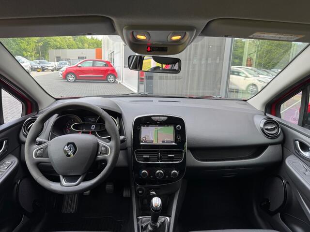 Renault CLIO TCe 90 Zen Parkeersensoren
