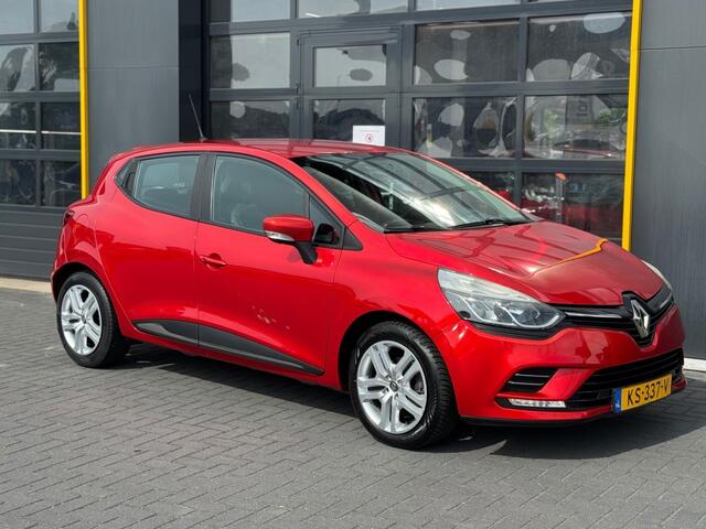 Renault CLIO TCe 90 Zen Parkeersensoren