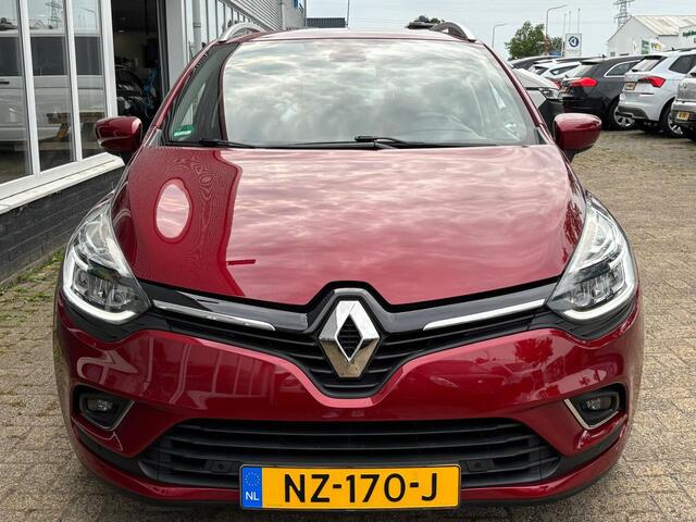Renault CLIO Estate 1.2 TCe 120 PK Intens | Automaat | Halfleer | Camera | LED