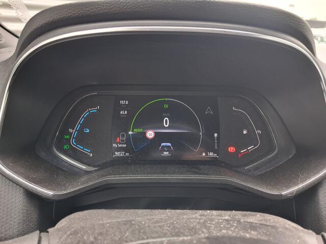 Renault CLIO 1.6 E-Tech Hybrid 140 Intens | Nieuw Binnen! | Navi | Clima | Lane Assist