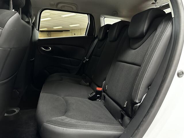 Renault CLIO Estate 0.9 TCe Limited/ LED Dagrijverl./ Apple+Android/ DAB+/ 16''LMV/ Keyless/ Clima/ Navi/ Cruise/ Bluetooth/ Multi.LEDER.Stuur/ Elek.Pakket/ Isofix/ PDC Achter.