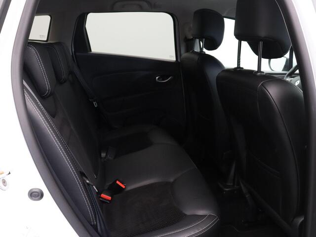 Renault CLIO Estate TCe 90pk Intens | LED koplampen | Climate Control | Achteruitrijcamera | Navigatie | Trekhaak |