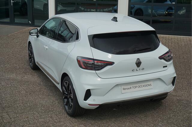 Renault CLIO 1.6 E-Tech Full Hybrid 145 Techno