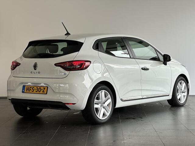 Renault CLIO 1.6 E-Tech Hybrid 140 Zen AUTOMAAT | NAVIGATIE | ACHTERUITRIJCAMERA | PARKEERSENSOREN VOOR /- ACHTER