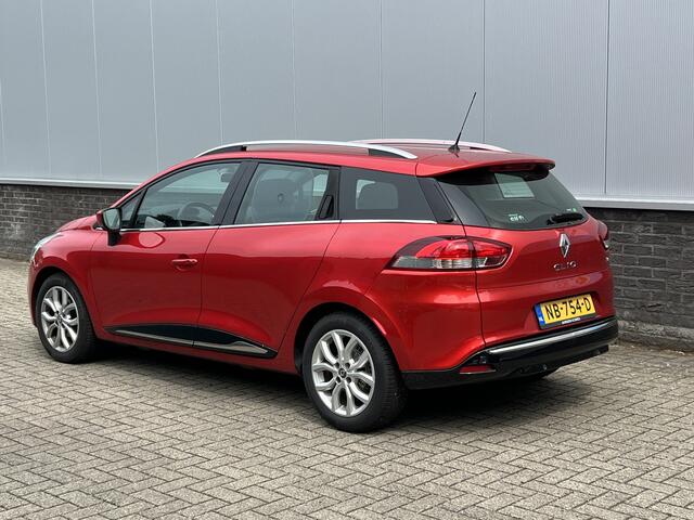 Renault CLIO Estate 0.9 TCe Intens | 1/2 Leer | R-link | Cruise & Climate Control | Netjes onderhouden Interesse, Proefrit? Bel of app met: 06-24 28 28 42