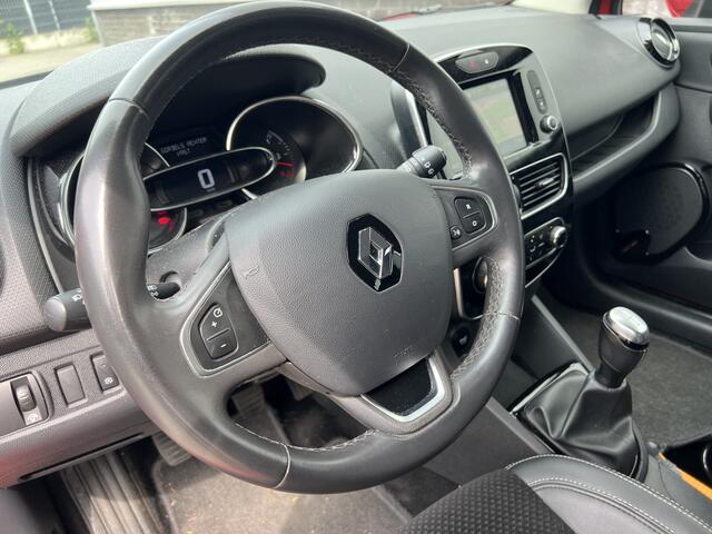 Renault CLIO Estate 0.9 TCe Intens | 1/2 Leer | R-link | Cruise & Climate Control | Netjes onderhouden Interesse, Proefrit? Bel of app met: 06-24 28 28 42
