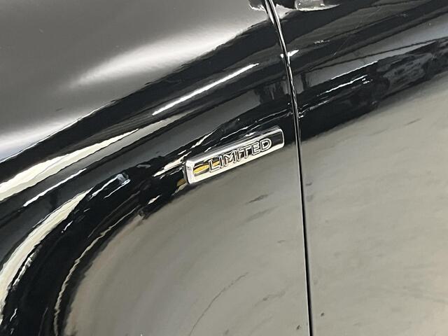 Renault CLIO TCe 90 Limited / Cruise Control / Parkeersensoren Achter / Dealeronderhouden / Navigatie /