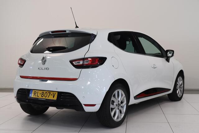 Renault CLIO 0.9 TCe Intens | Climate control | Parkeersensor | LED | Navigatie | Half leder | DAB |