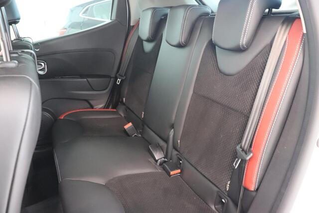 Renault CLIO 0.9 TCe Intens | Climate control | Parkeersensor | LED | Navigatie | Half leder | DAB |