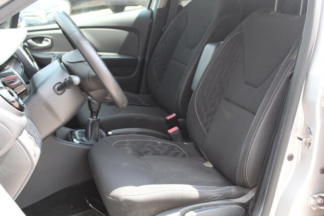 Renault CLIO Estate 0.9 TCe Limited