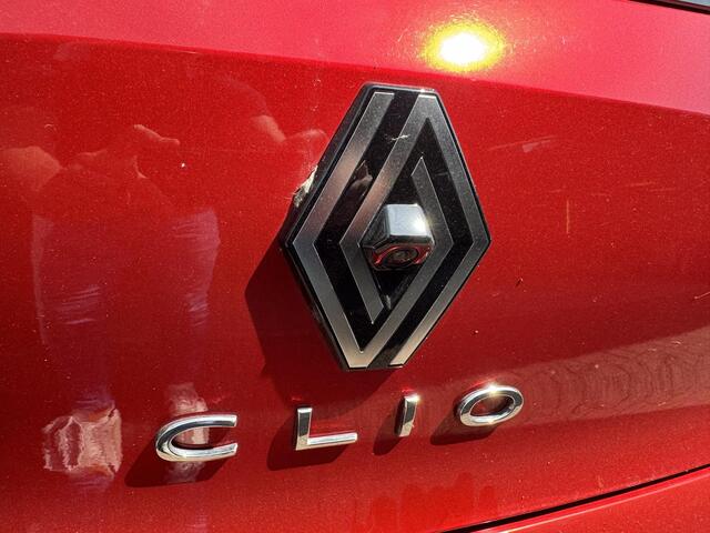 Renault CLIO 1.0 TCe 90 GPF techno 7.443km!!