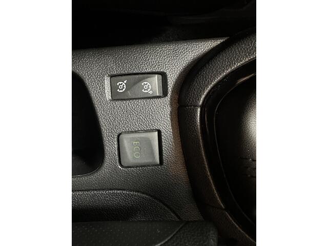 Renault CLIO 0.9 TCe Zen Airco / Cruise / Navi / Lmv