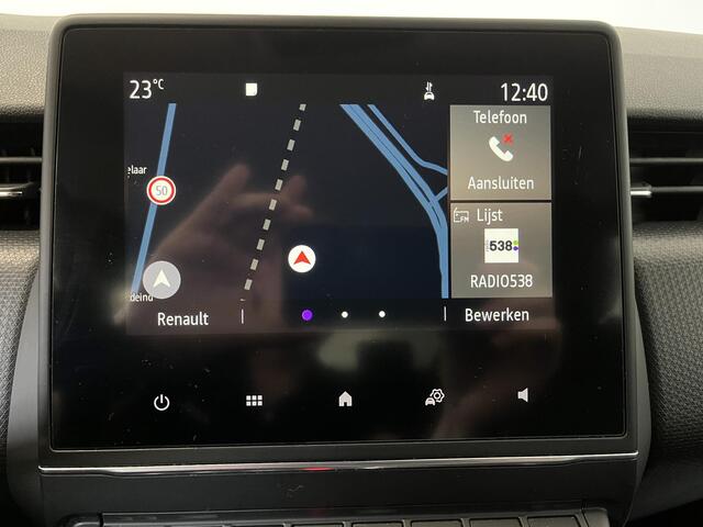 Renault CLIO 1.0 TCe 100pk Experience Demo! | Navigatie Climate Control Cruise control Lichtmetalen Velgen Parkeer Sensoren Extra Getint glas 5 deurs