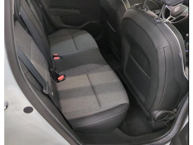 Renault CLIO 1.0 TCe 101pk Intens 5Drs Airco-ecc. / Navigatie / Pdc.A / Lm.velgen /