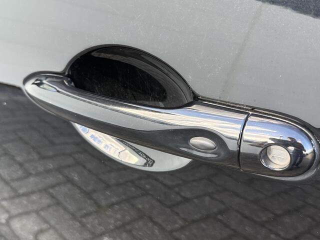 Renault CLIO Estate 0.9 TCe Intens | Camera | Navigatie | All-Season | Dealer Onderhouden