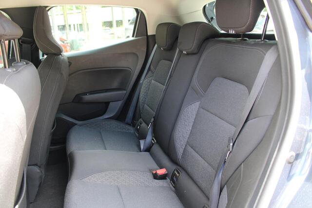 Renault CLIO 1.6 E-Tech Hybrid 140 Zen Navigatie | Parkeersensoren | Apple Carplay/ Android Auto | Cruisecontrol | Climate Control | LED