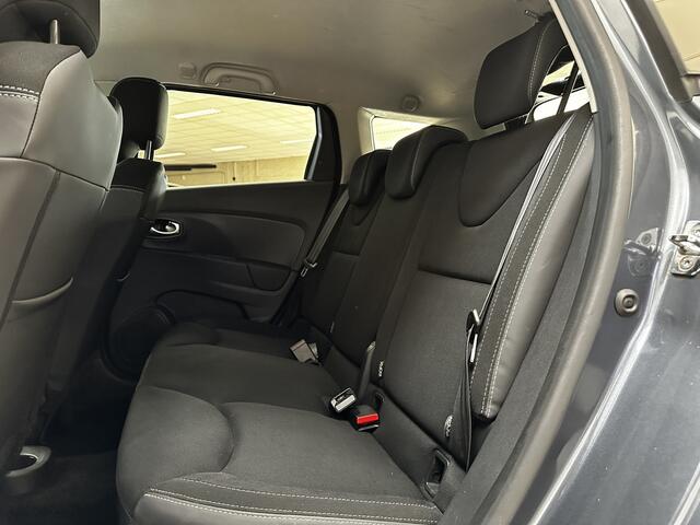 Renault CLIO Estate 0.9 TCe Limited/ LED Dagrijverl./ DAB+/ Apple+Android/ Keyless/ Airco/ Navi/ Cruise/ Bluetooth/ Multi.Stuur/ Elek.pakket/ Isofix/ PDC Achter.