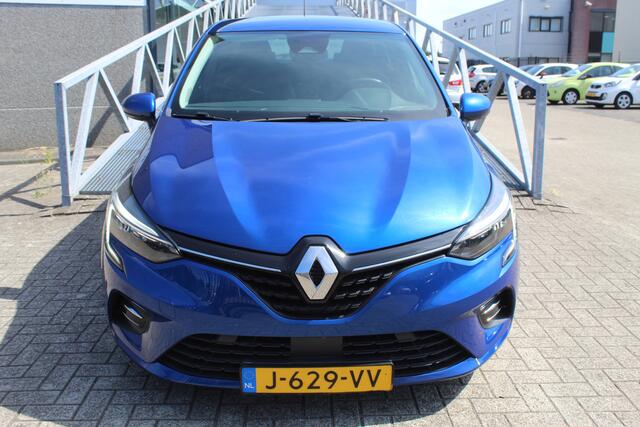 Renault CLIO 1.0 TCe Intens Navigatie/Virtual cockpit/Climate control/Apple carplay/Cruise control/Lane assist/Parkeersensoren/Elektrische ramen/Elektrisch verstelbare spiegels/16''Lichtmetalen velgen.