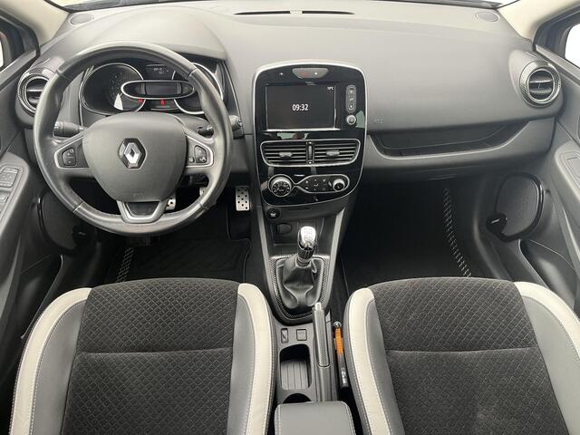Renault CLIO TCe 120 Bose / Achteruitrijcamera / Parkeersensoren voor & achter & zij / 100% Dealer onderhouden / Cruise Control / R - Link Navigatie / Automatische Airco / Stoelverwarming