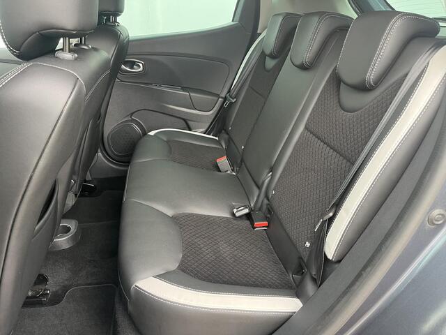 Renault CLIO TCe 120 Bose / Achteruitrijcamera / Parkeersensoren voor & achter & zij / 100% Dealer onderhouden / Cruise Control / R - Link Navigatie / Automatische Airco / Stoelverwarming