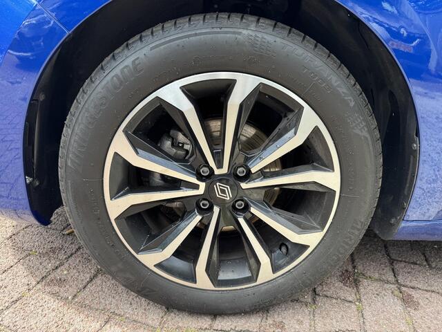 Renault CLIO 1.0 TCe 90 Techno+Pack Winter!!
