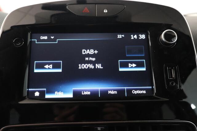 Renault CLIO Estate 0.9 TCe Limited | Airco | Parkeersensor | Navigatie | Bluetooth | All season banden | Cruise control | DAB+ |