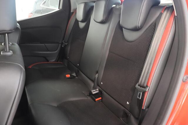 Renault CLIO 1.2 TCe Bose | Camera | Pack GT line | BOSE audio | LED | Key less | DAB+ |