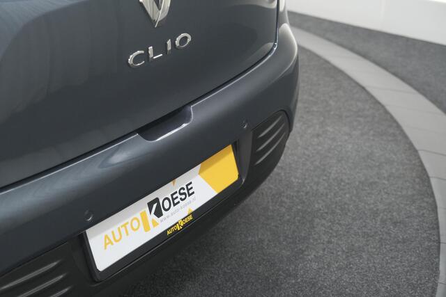 Renault CLIO TCe 90 Limited | Navigatie | Parkeersensoren | Cruise Control | Apple Carplay