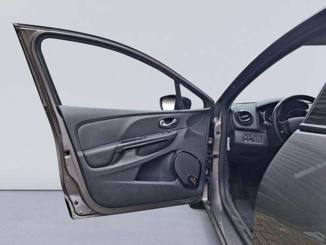Renault CLIO 1.2 EXPRESSION