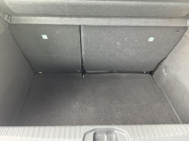 Renault CLIO 1.0 TCe Intens