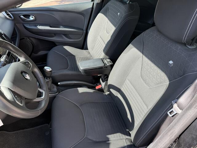 Renault CLIO 0.9 TCe Limited * 108.402 Km * Navi * Airco *Led * Cruise Control * Bass Reflex *