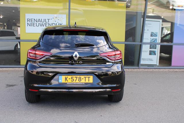 Renault CLIO 1.6 E-Tech Hybrid 140 Initiale Paris 9'' Multimedia- en Navigatie / Achteruitrijcamera / Lederen Bekleding / Stoelverwarming