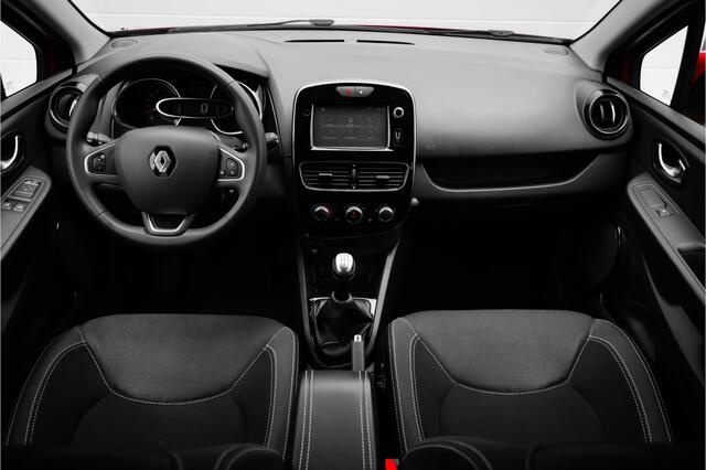 Renault CLIO 0.9 TCe Zen | 4 seizoensbanden | Airco | Navigatie | Cruise control | incl. Bovag rijklaarpakket met 12 maanden garantie |