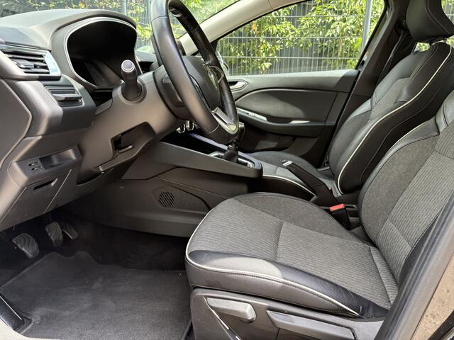 Renault CLIO 1.0 TCe Intens / NAVI / CRUISE / HALF LEER / INCL BTW