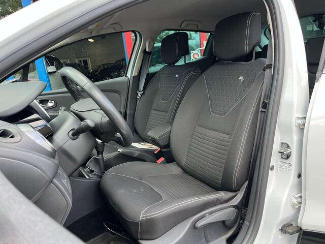 Renault CLIO 0.9TCe Limited Navi Led PDC Airco bj2017