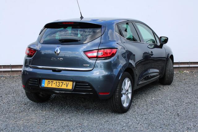 Renault CLIO 0.9 TCe Limited , Cruise Control en Navigatie en maar 54000 km!!