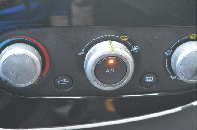 Renault CLIO 90PK TCe Night&Day NL-auto / Airco / Cruise / Pdc. / Lmv.