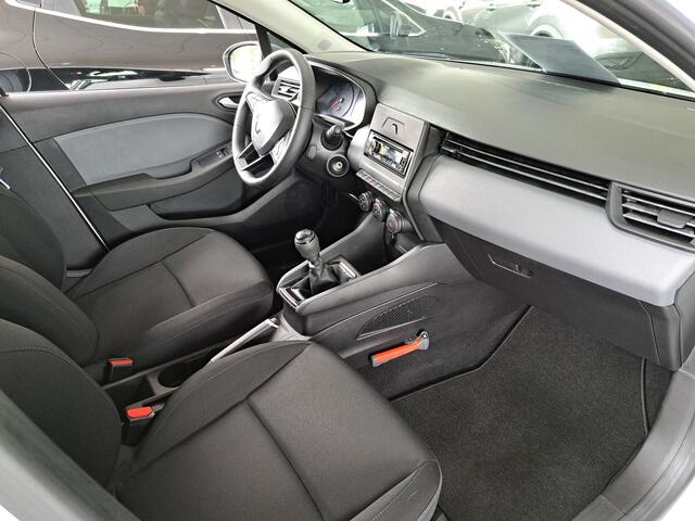 Renault CLIO 1.0 TCe Life | Cruise | Airco | Radio | Lane Assistent | incl. Bovag rijklaarpakket met 12 maanden garantie |