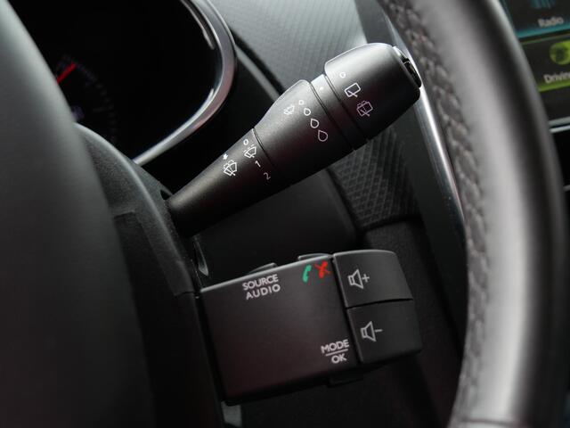 Renault CLIO Estate 0.9 TCe LIMITED/ NAVI/ PDC/ AFN. TREKHAAK