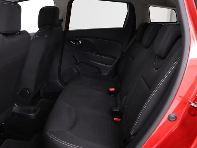 Renault CLIO 0.9 TCe Limited | Trekhaak | Navigatie | Bluetooth | Cruise control | Parkeerhulp | LED | Airco | DAB