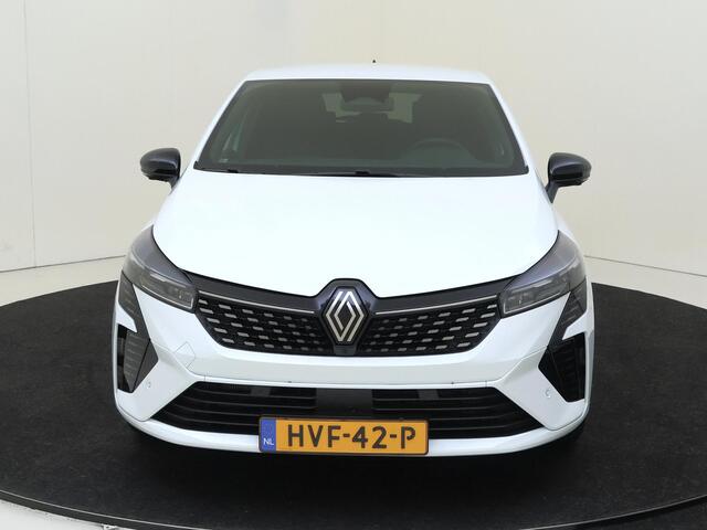 Renault CLIO 1.6 E-Tech Full Hybrid 145 techno