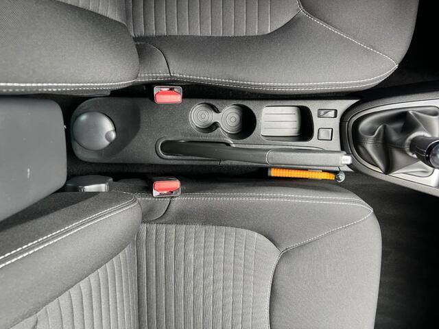 Renault CLIO TCe 90 Limited Navi Airco Bluetooth Cruise