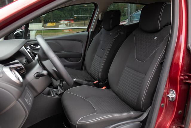 Renault CLIO 0.9 TCe Eco2 Limited