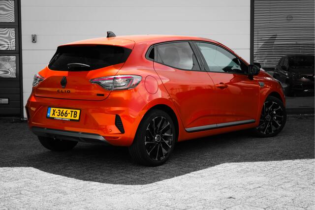 Renault CLIO 1.6 E-Tech Full Hybrid 145 esprit Alpine | Bose geluid | 360 graden camera | Mutisense | Winterpakket | | incl. Bovag rijklaarpakket met 12 maanden garantie |