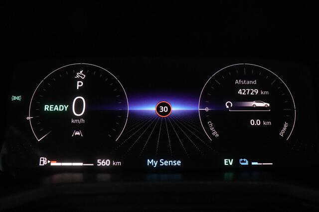 Renault CLIO 1.6 E-Tech Full Hybrid 145 esprit Alpine | Bose Audio | 360 Camera | Carplay/Android Auto |