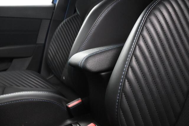 Renault CLIO 1.6 E-Tech Full Hybrid 145 esprit Alpine | Bose Audio | 360 Camera | Carplay/Android Auto |